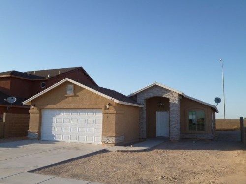 3476 E Udall Lane, San Luis, AZ 85349