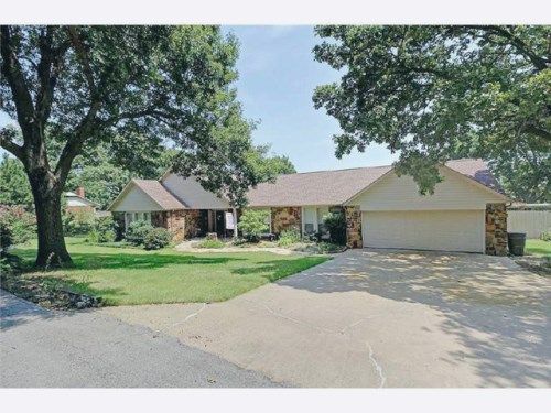 9732 Canyon Road, Claremore, OK 74017