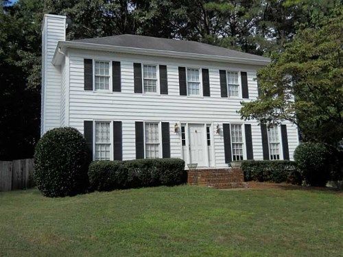 1725 Spindle Top Court, Lilburn, GA 30047