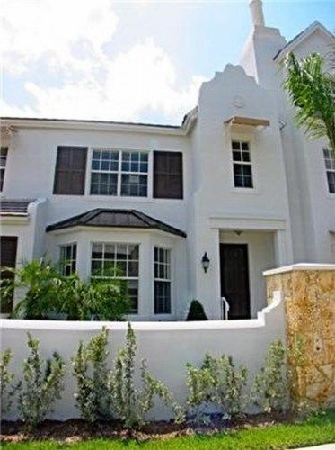 7766 SW 54 AV, Miami, FL 33143