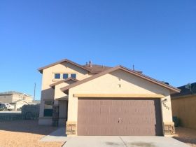 5827 Baywood St, Santa Teresa, NM 88008