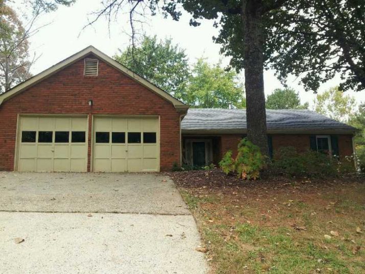 1190 Meadow Oaks Drive, Acworth, GA 30102