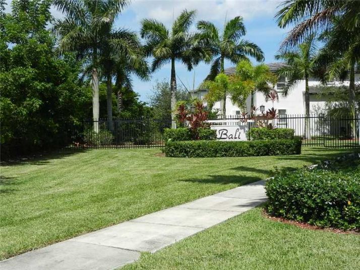 332 NE 36 AVE RD, Homestead, FL 33033