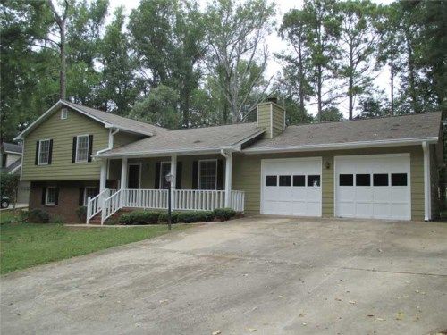483 Tracy Court, Lawrenceville, GA 30046