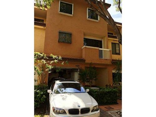 21378 MARINA COVE CR # 13B, Miami, FL 33180