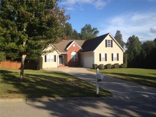 5471 Amber Cove Way, Flowery Branch, GA 30542