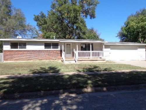 306 E Avenue D, Mount Hope, KS 67108