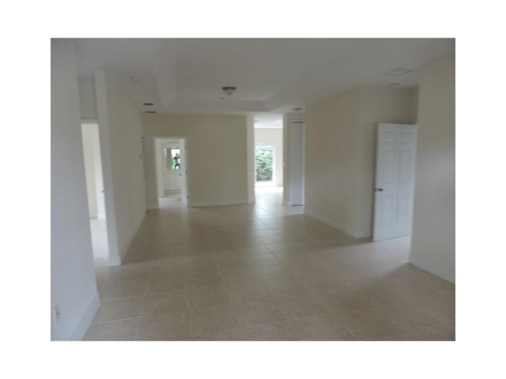 201 SW 15 RD, Homestead, FL 33030