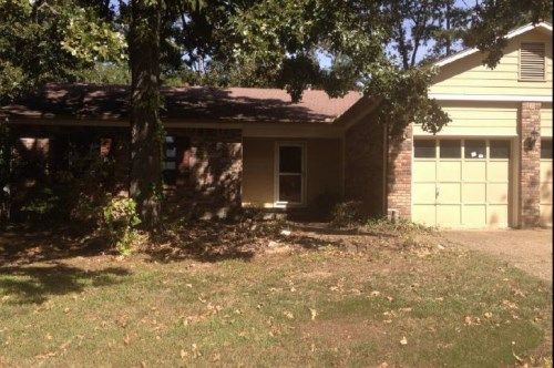 12616 Valleywood Dr, Little Rock, AR 72211
