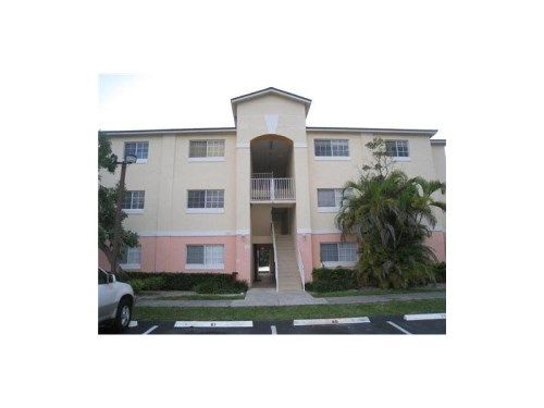 3610 N 56 AV # 225, Hollywood, FL 33021