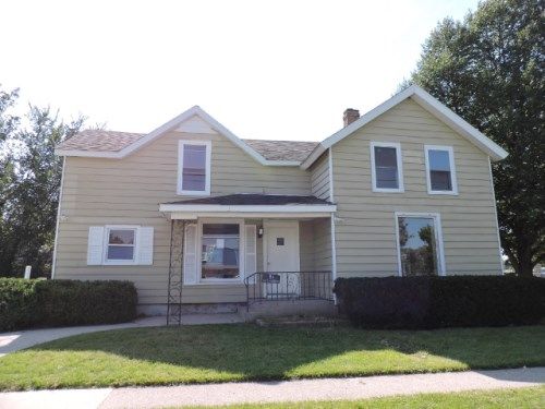 91 Gates St, Crystal Lake, IL 60014