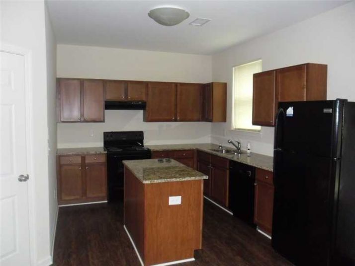 1522 Ewing Farm Drive, Loganville, GA 30052