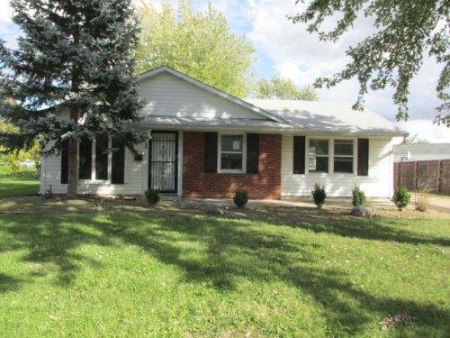 1033 Eastlawn Dr, Whiteland, IN 46184