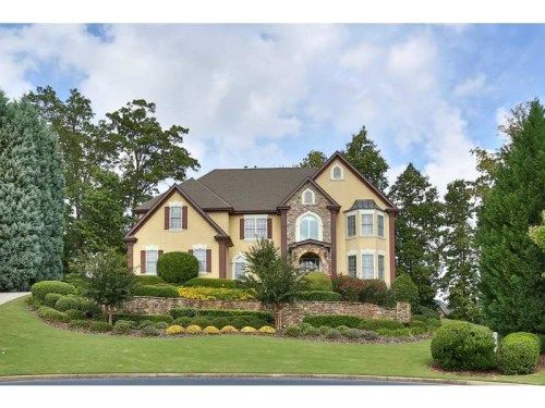 8365 Kenningston Way, Duluth, GA 30097