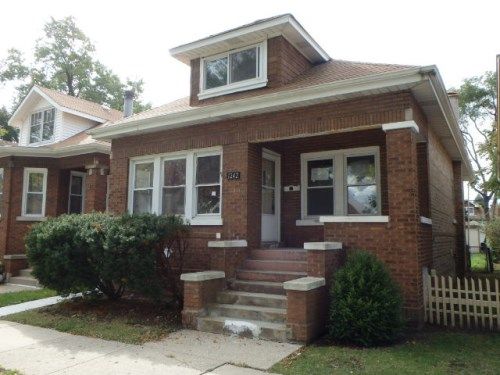 1242 Scoville Ave, Berwyn, IL 60402