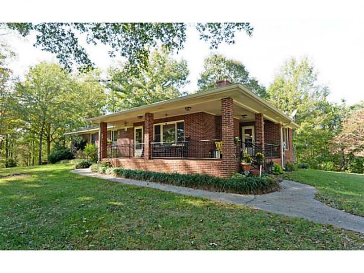 1483 Yonah Post Road, Alto, GA 30510