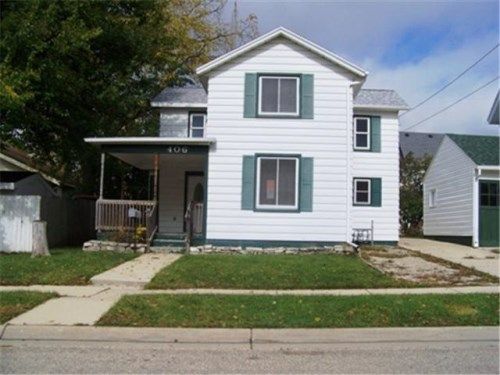 406 Jefferson St, Watertown, WI 53094