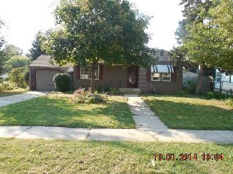 2106 Lawndale Ave, Rockford, IL 61103
