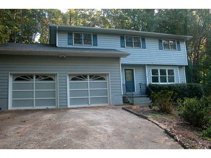2249 Walker Drive, Lawrenceville, GA 30043