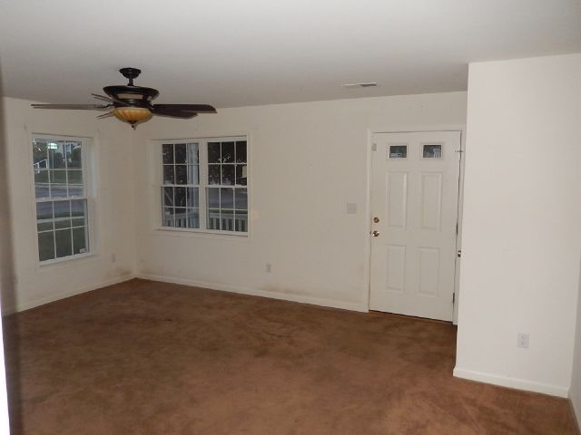 285 East Harmony Dr, Pottstown, PA 19464
