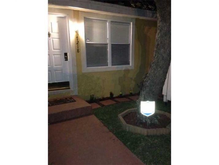 7218 SOUTHGATE BL # 7218, Fort Lauderdale, FL 33321