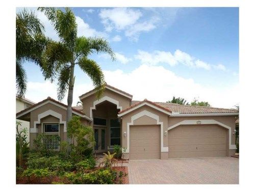 2546 JARDIN DR, Fort Lauderdale, FL 33327