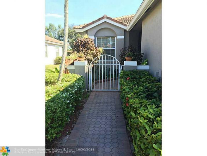 2460 E ARAGON BLVD # 1, Fort Lauderdale, FL 33313