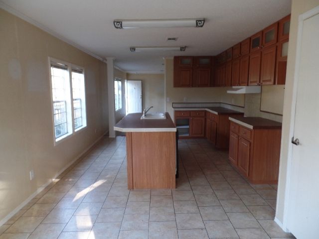 5615 Acadia St, Keystone Heights, FL 32656