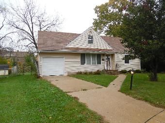 3004 20th Ave, Rockford, IL 61108