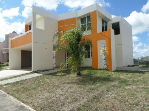 N-5 Vista Del Bosqu, Bayamon, PR 00959