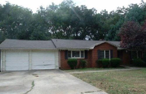 319 Holland Cir, Statesville, NC 28677