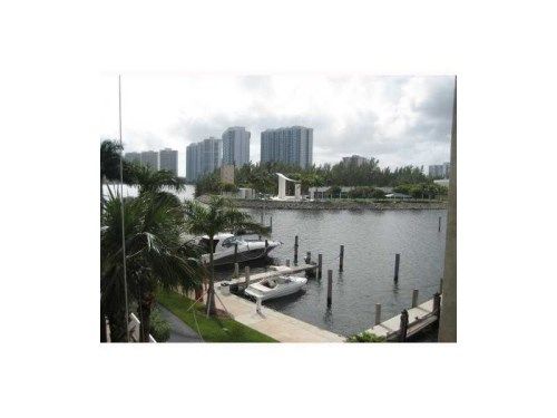 3370 HIDDEN BAY DR. # 315, Miami, FL 33180