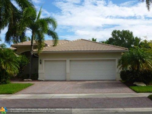 1643 VICTORIA POINTE CIR, Fort Lauderdale, FL 33327