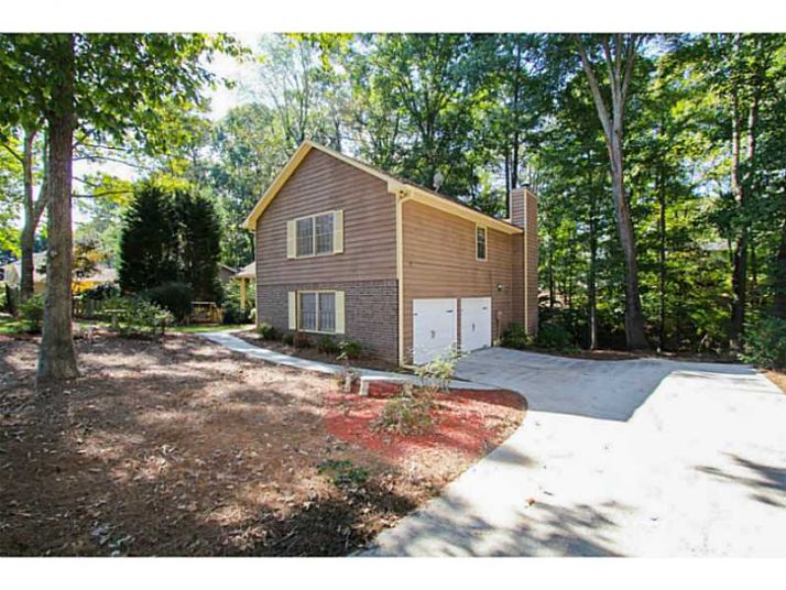 5022 Waterford Drive Sw, Mableton, GA 30126
