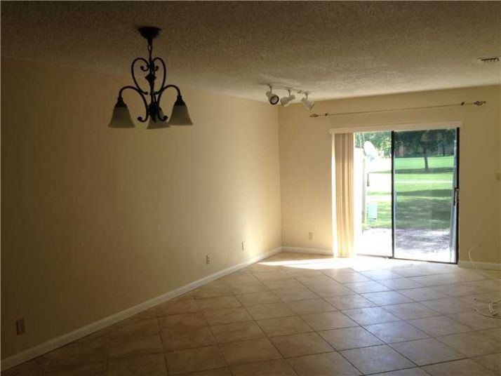 8032 NW 41st Ct # 8032, Fort Lauderdale, FL 33351