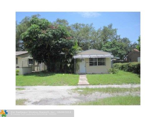 2418 Lee St, Hollywood, FL 33020