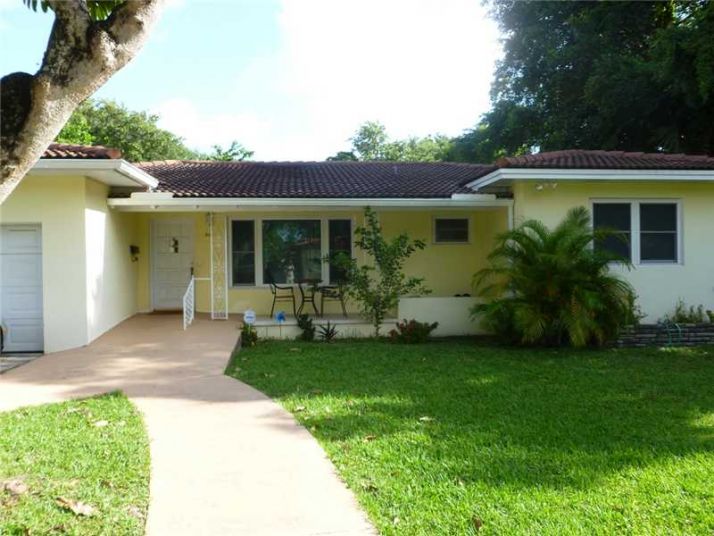 955 NE 92 ST, Miami, FL 33138