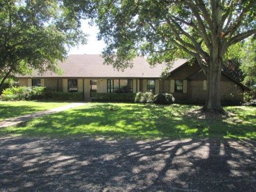 563 Greenbriar Lane, Fairfield, TX 75840