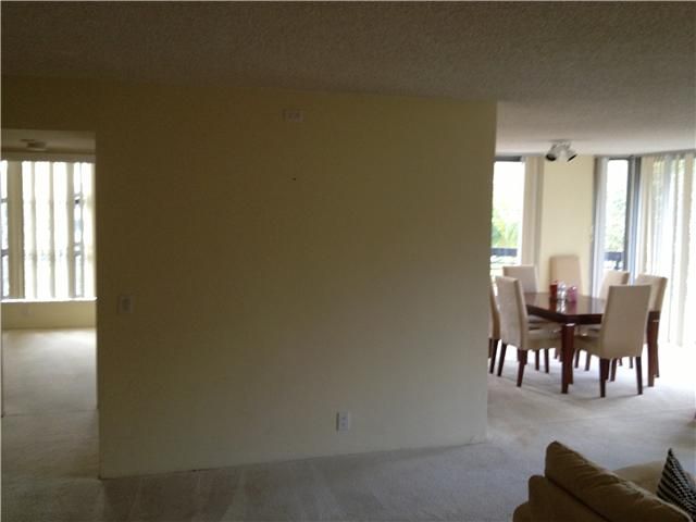 3500 MYSTIC POINTE DR # 301, Miami, FL 33180
