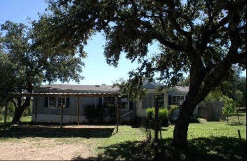 126 Heritage Dr, Johnson City, TX 78636