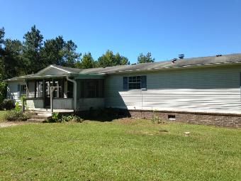 1137 Creekside Ln, Walterboro, SC 29488
