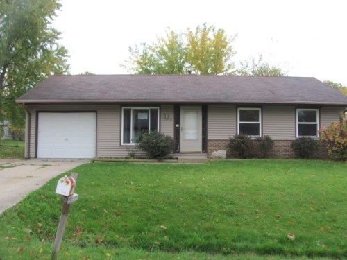 8 Strawhat Dr, Lafayette, IN 47909