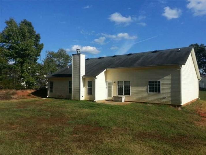 250 Natchez Circle, Winder, GA 30680