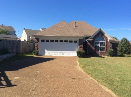 1525 N Goodlett Grove Cv, Cordova, TN 38018