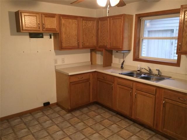 403 E 6th Ave, Brodhead, WI 53520