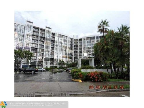 1000 Parkview Dr # 109, Hallandale, FL 33009