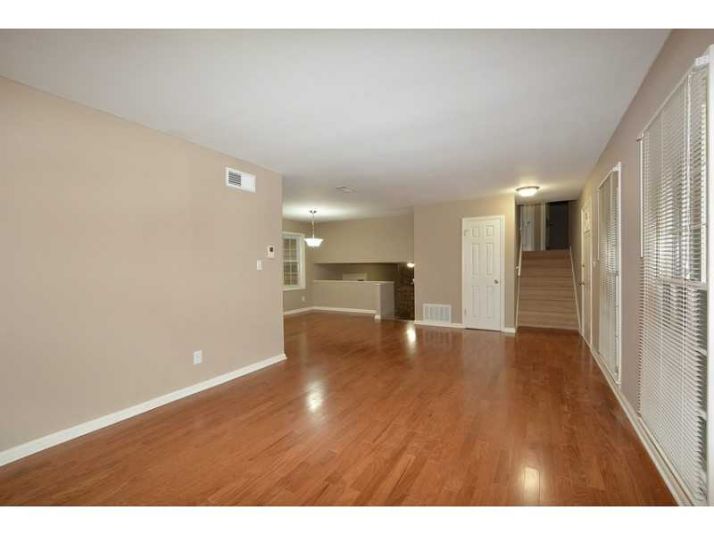 5482 Four Winds Drive Sw, Lilburn, GA 30047