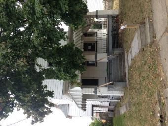 210 James St, Springdale, PA 15144