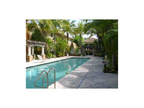 2941 NE 185 ST # 1302, Miami, FL 33180