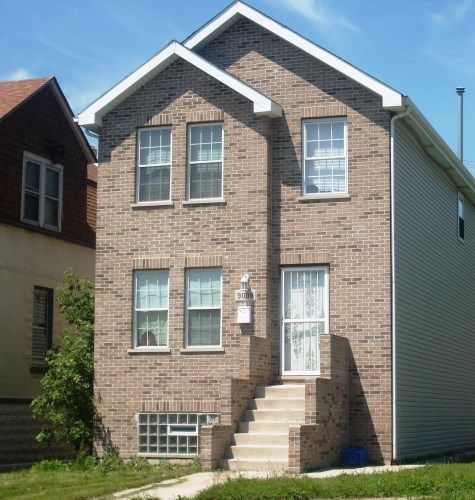 9006 S Anthony Ave, Chicago, IL 60617